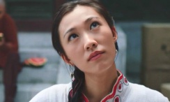 金·卡戴珊主演《诉讼女王》巴黎首 当地时间10月21日，法国巴黎，Disney+剧集《诉讼女王》（All\'s Fair）在化学之家举行首映礼。